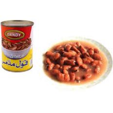 علبة فول مطبوخ وسط